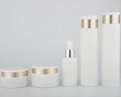 kosmetische Flaschen-Cremetiegel Skincare 50g 120ml, das kundengebundene Logo und das Malen verpackt