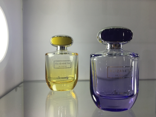 Ovale Glas-Parfüm-Sprühflasche-kundenspezifische Lackierungsfarbe der Kappen-110ml